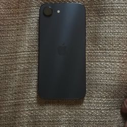 iPhone 16e 