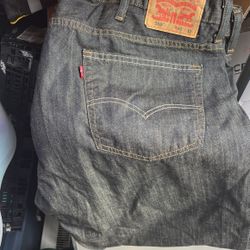 Men’s Levi 40x32
