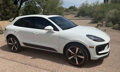 2023 Porsche Macan S w/ Original and CPO warranty