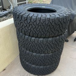 BF Goodrich KO3 285/70R17 tires