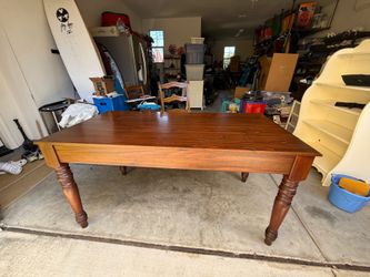 Beautiful desk and chair