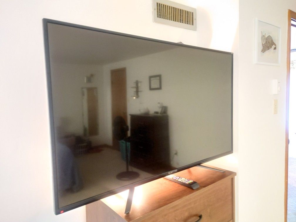 50' Sceptre 4K UHD TV