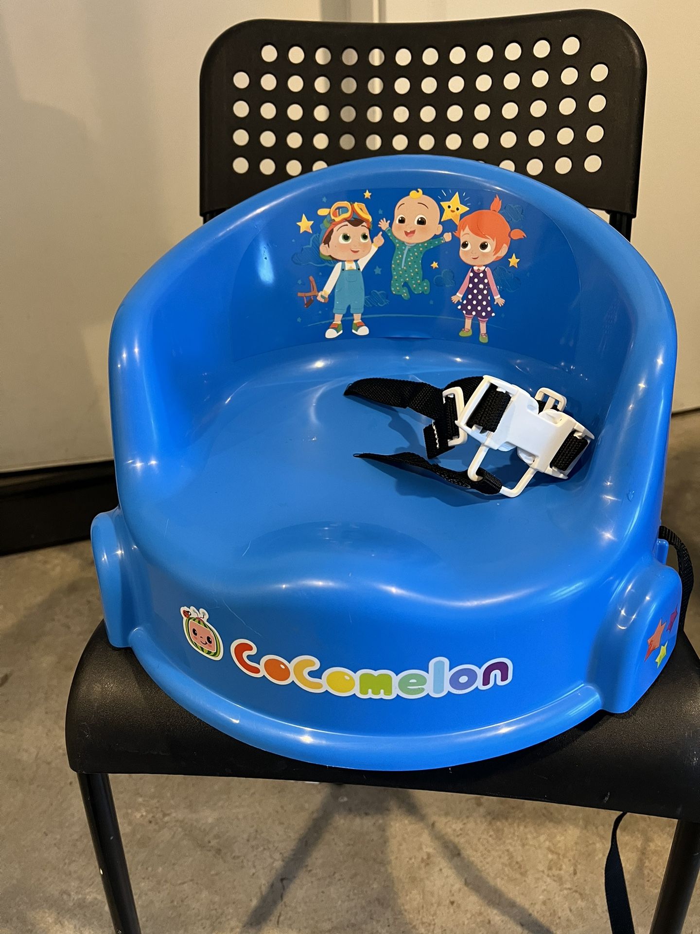 Cocomelon Booster Seat          $8