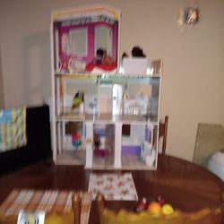 Rainbow High Doll House 