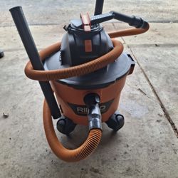 RIDGID
9 Gal. 4.25 Peak HP NXT Shop Vacuum Wet Dry Vac