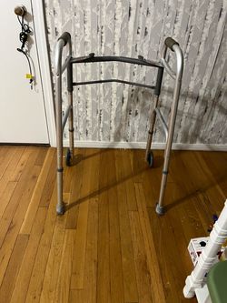 Walker for adults
