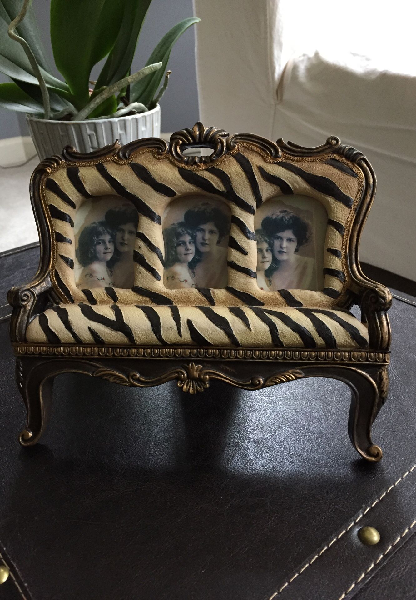 Vintage photo frame