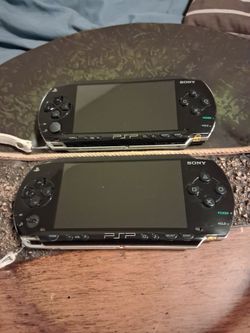 2 PSP's and 2 games