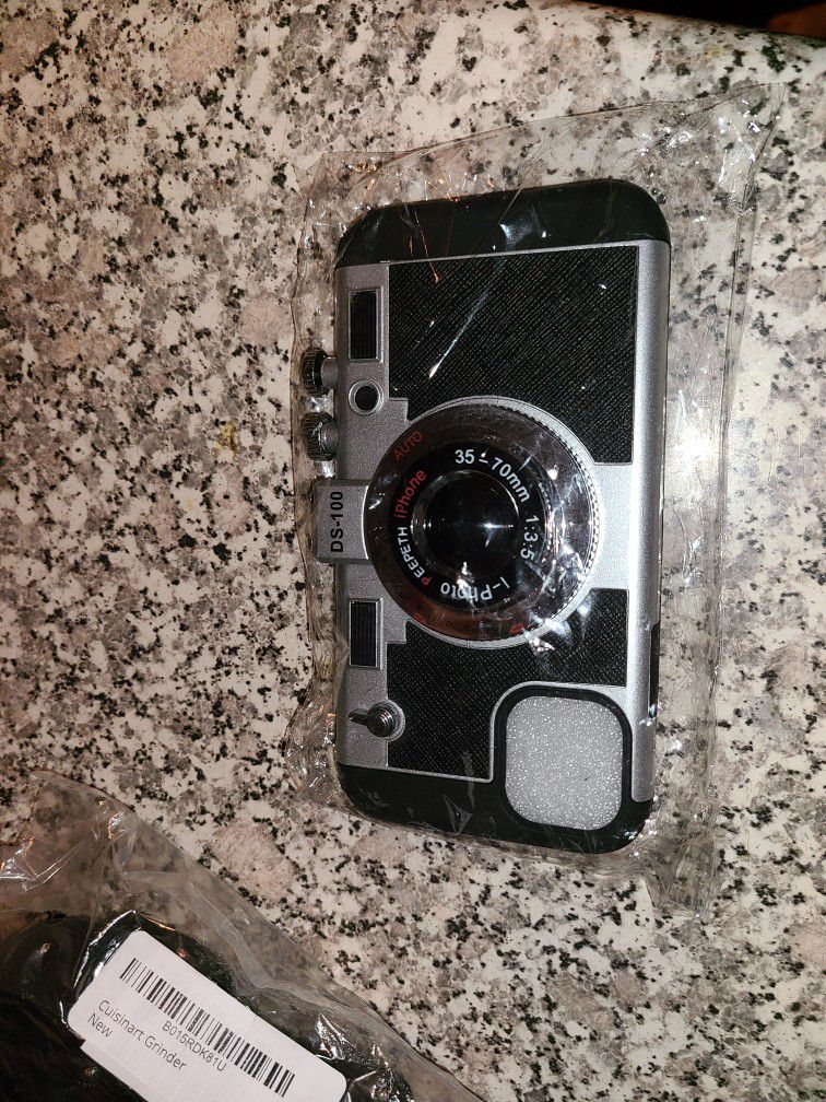 iPhone 11 Case Cute Camera Design Case 

