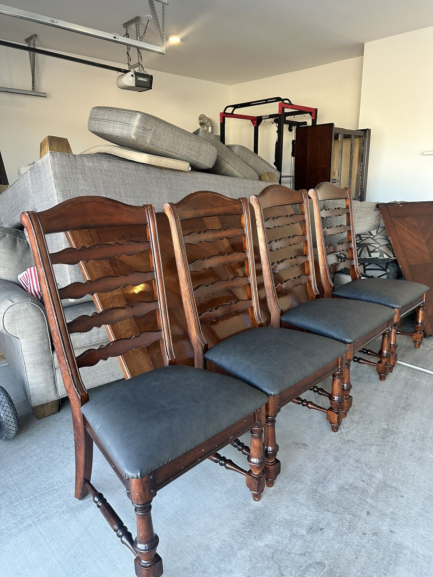 Dining Table And Chairs 