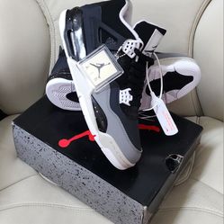 Jordan 4 Retro 
