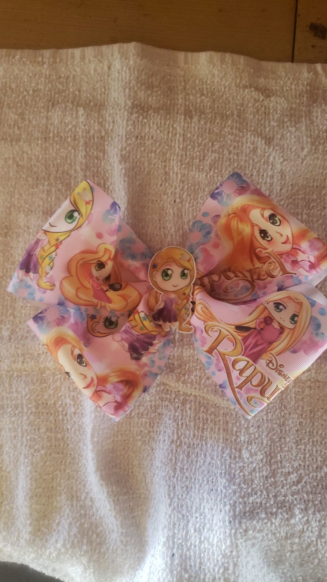 Rapunzel hairbow