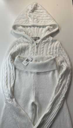  Madden Girl cable knit hoodie and pants set