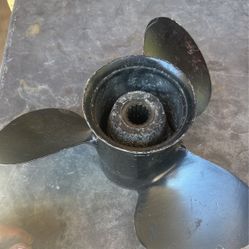 Boat propeller 