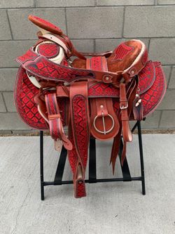 Montura bordada 100% calidad