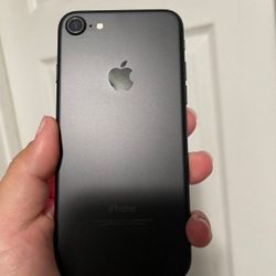 iPhone 7 32Gb Unlocked Excellent Condition like new