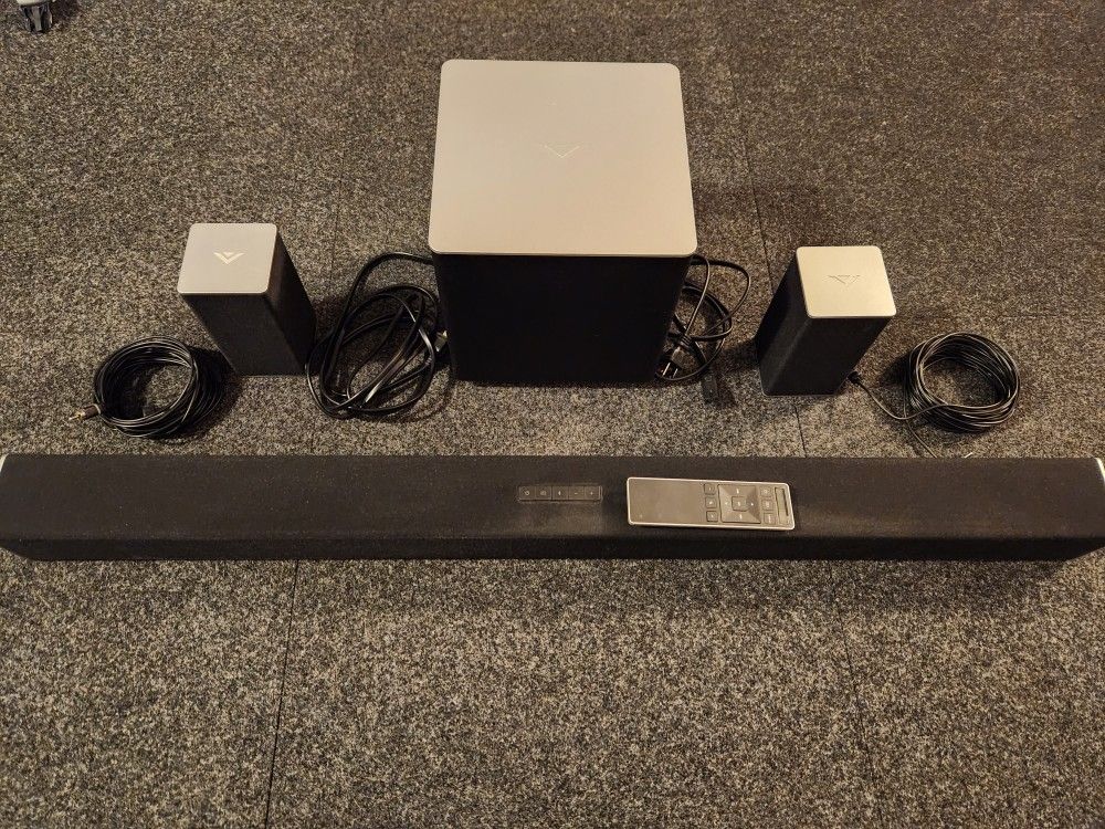 Vizio SB3851-D0 38" 5.1 Channel SmartCastâ„¢ Soundbar 5.1 System