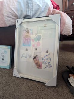 Pearhead Babyprints Photo Frame and Umbra Photoclip Photo Display