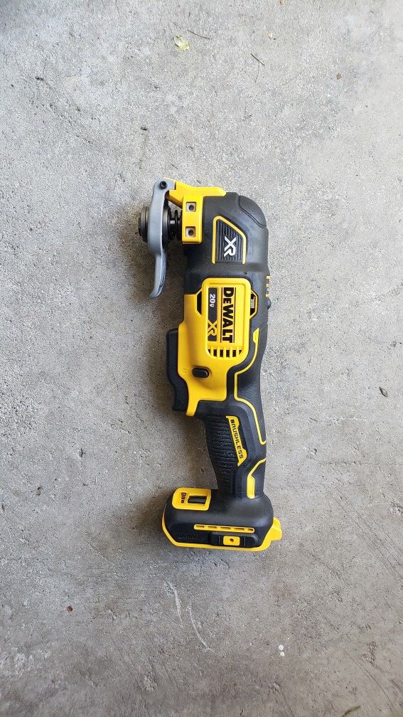 Dewalt 20v Multitool Brushless XR 3 SPEED BRAND NEW TOOL ONLY 