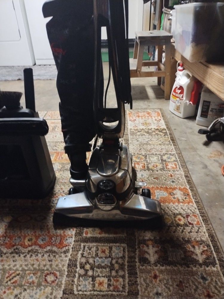 Kirby Vacuum Cleaner With All Attachments It Even Shampoosed Carpets