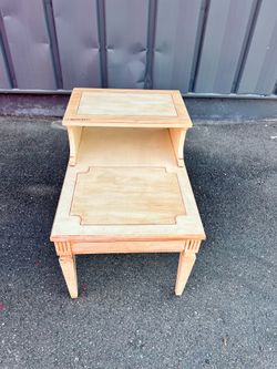 Farmhouse Country Nightstand FREE DELIVERY 🚚 TAMPA & SURROUNDINGS