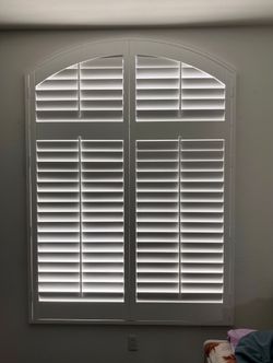 Plantation Shutters (FREE ESTIMATES & SAME DAY PRICING)- Custom, Wood, Interior Window Treatments, Coverings. Persianas de Madera. Se Habla Espanol.