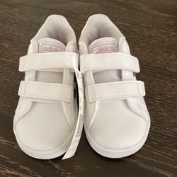 Brand New Addidas Toddler Size 6k
