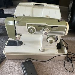 Sewing Machine For Sale Great Work 