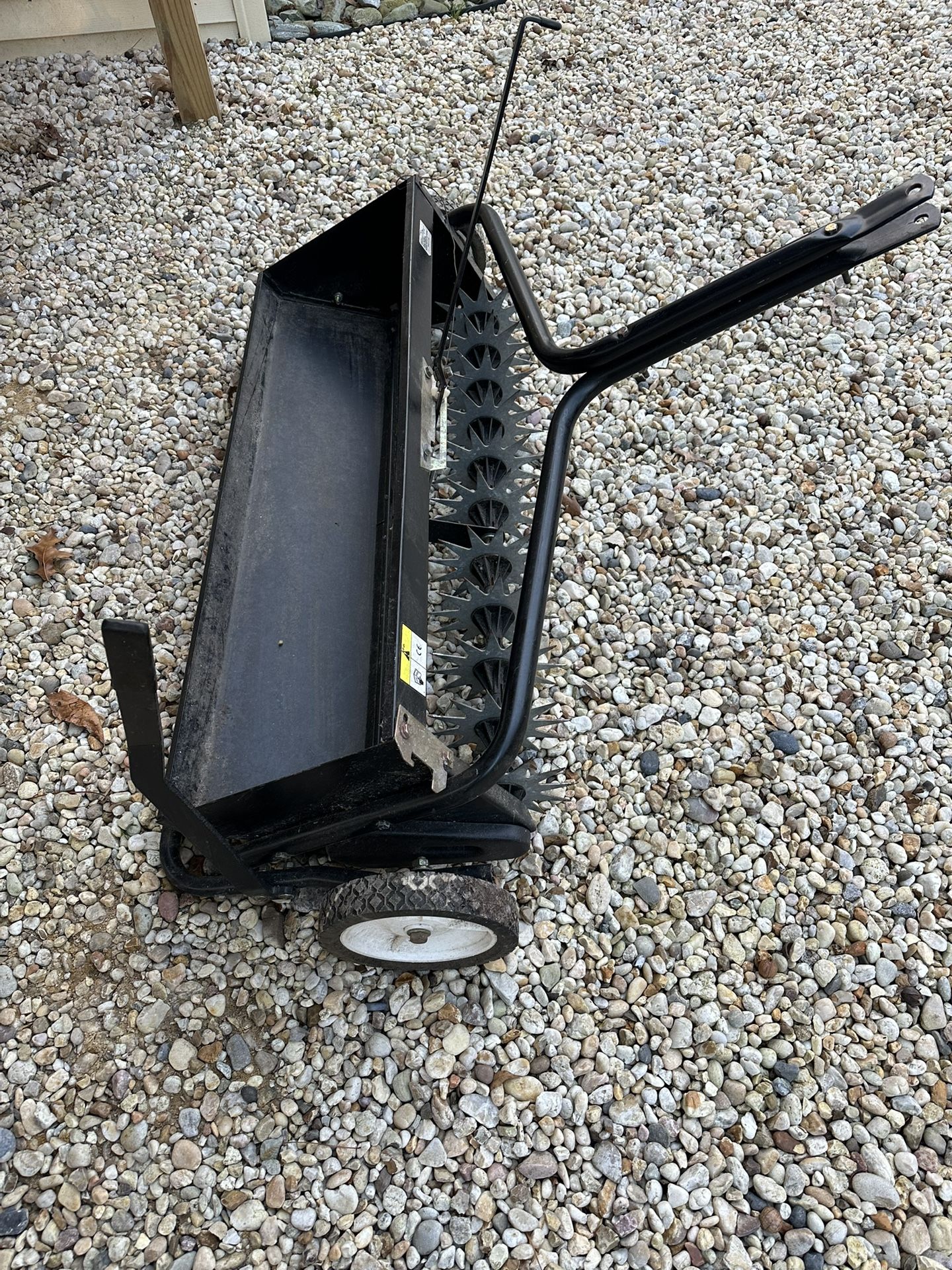 Brinly Hardy Conbination Aerator Spreader