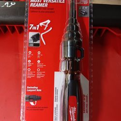 MILWAUKEE 7-in-1 Conduit Reamer w/ECX Bit 