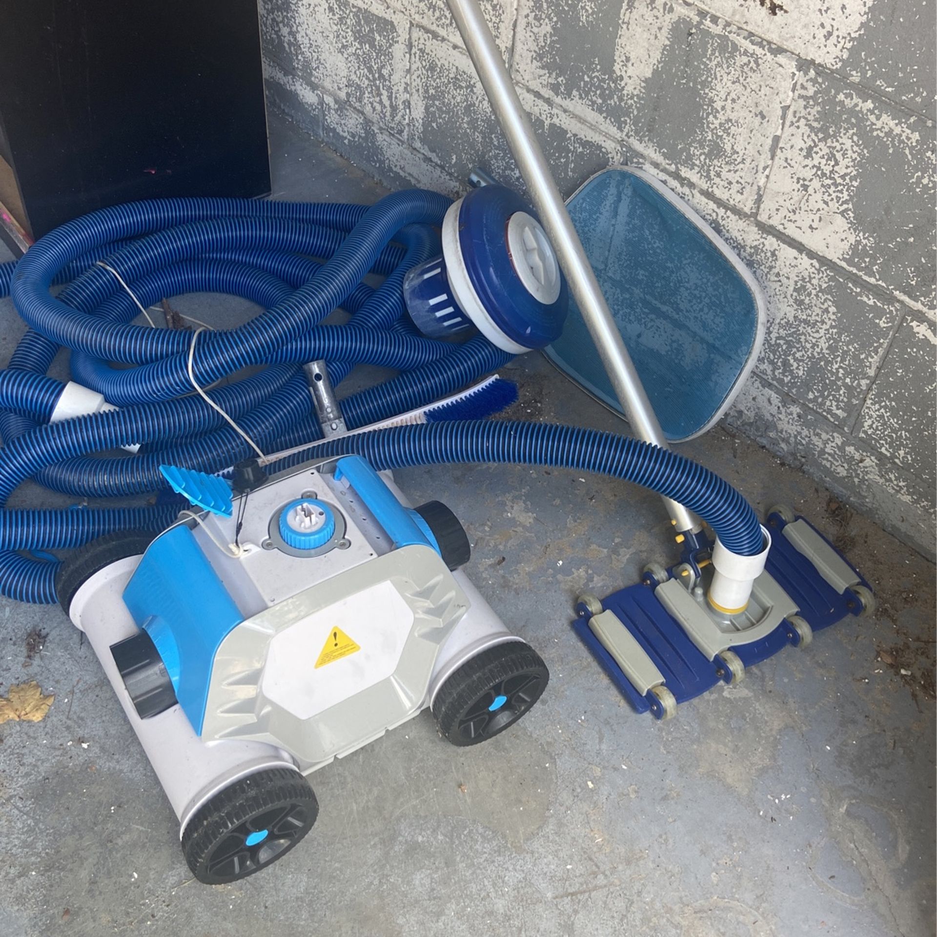 Pool Cleaner for Sale in Orlando, FL OfferUp