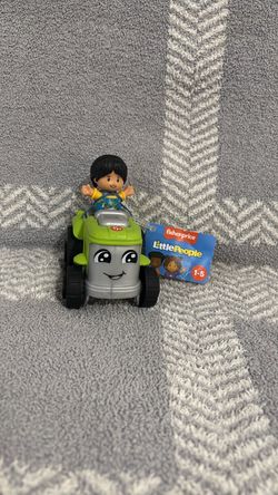 Fisher-Price Little People Tractor Farm Toy & Figure Set for Toddlers, 2 Pieces for Pretend Play