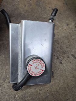 07 ford Mustang radiator aluminum expansion tank