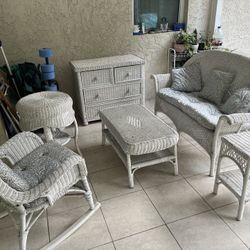Wicker Patio Set 