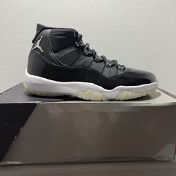 Jordan 11 Jubilee     NEW.      SIZE 11.5