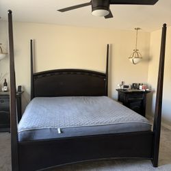 King Bed, Frame & Mattress 