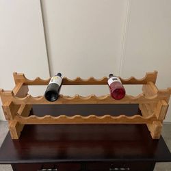 WOODEN WINE RACK - LIKE NEW CONDITION  