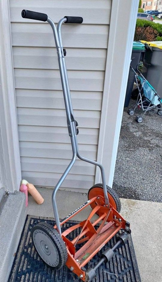 Push Lawn Mower