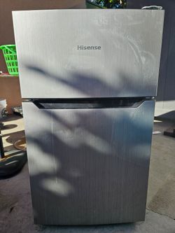 Hisense Stainless Steel Mini Refrigerator and Top Freezer