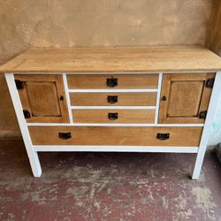 Gorgeous solid wood sideboard/ dresser