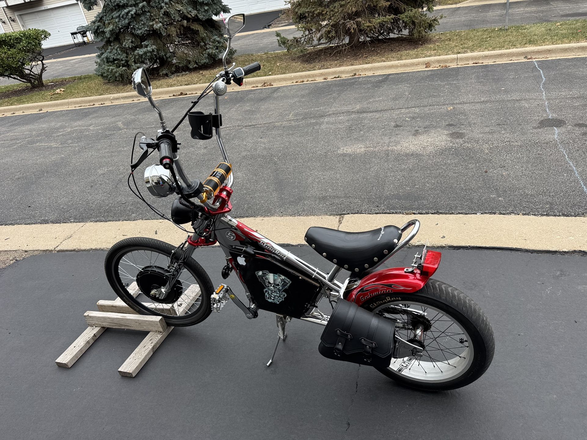 Newly Built Schwinn OCC stingray E-bike