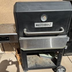 Masterbuilt 1050 Gravity Charcoal Grill
