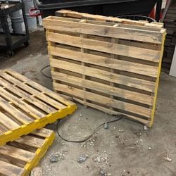Wooden Palletes