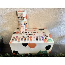 Hippers Cat Series