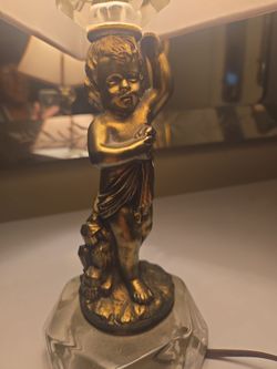 Angela lamp