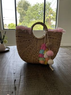 Beautiful Tote Bag With Pom Poms