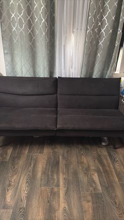 Black Futon