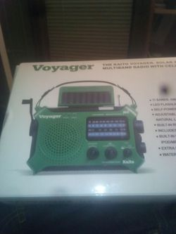Voyager solar and crank radio