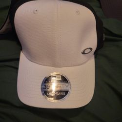 Oakley Hat Brand New