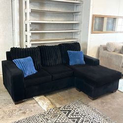 Sectional couch